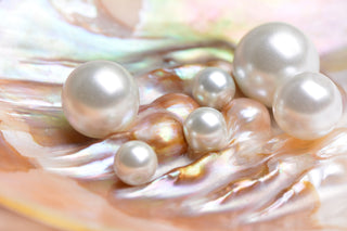 What are the different types of pearls?