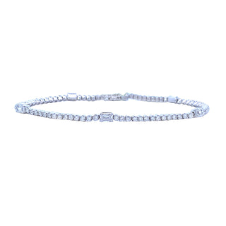 Lab tennis bracelet