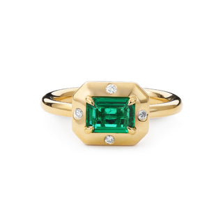 Fine emerald ring