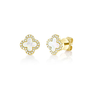 Pearl clover studs