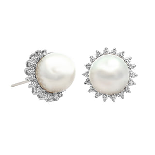 Pearl halo studs