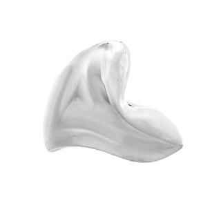 Sculptured heart ring