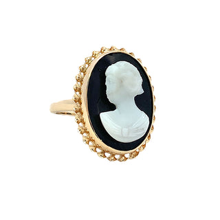Cameo ring