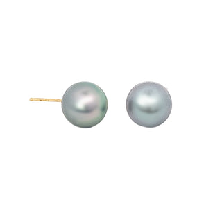 Gray pearl studs