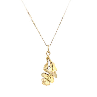 Oak leaf pendant