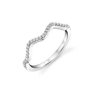 Wavy diamond band