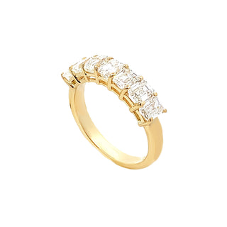 Emerald-cut band