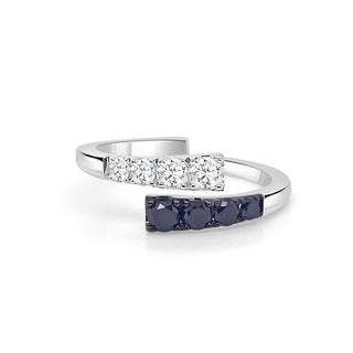 Black & white ring