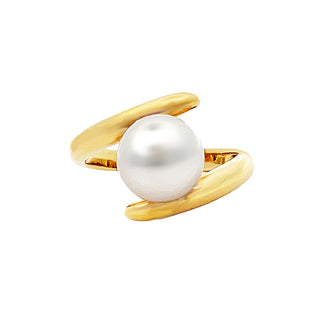 Akoya pearl ring