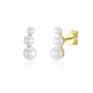 Pearl crescent studs