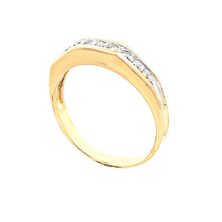 Diamond wedding band