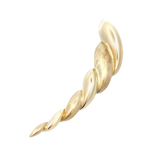 Crescent pin