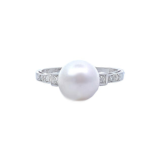 Vintage pearl ring