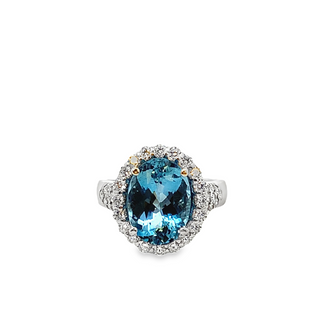 18KW GOLD 4.13CT OVAL AQUAMARI
