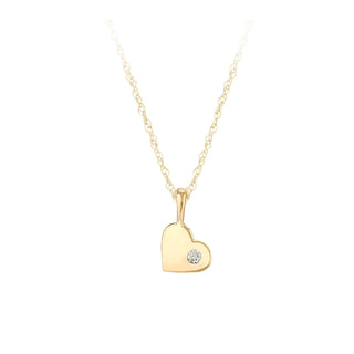 Tiny heart pendant