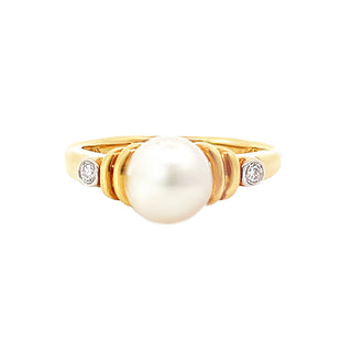 3-Stone Pearl RIng