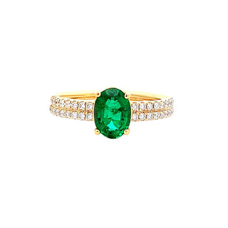 Oval emerald ring